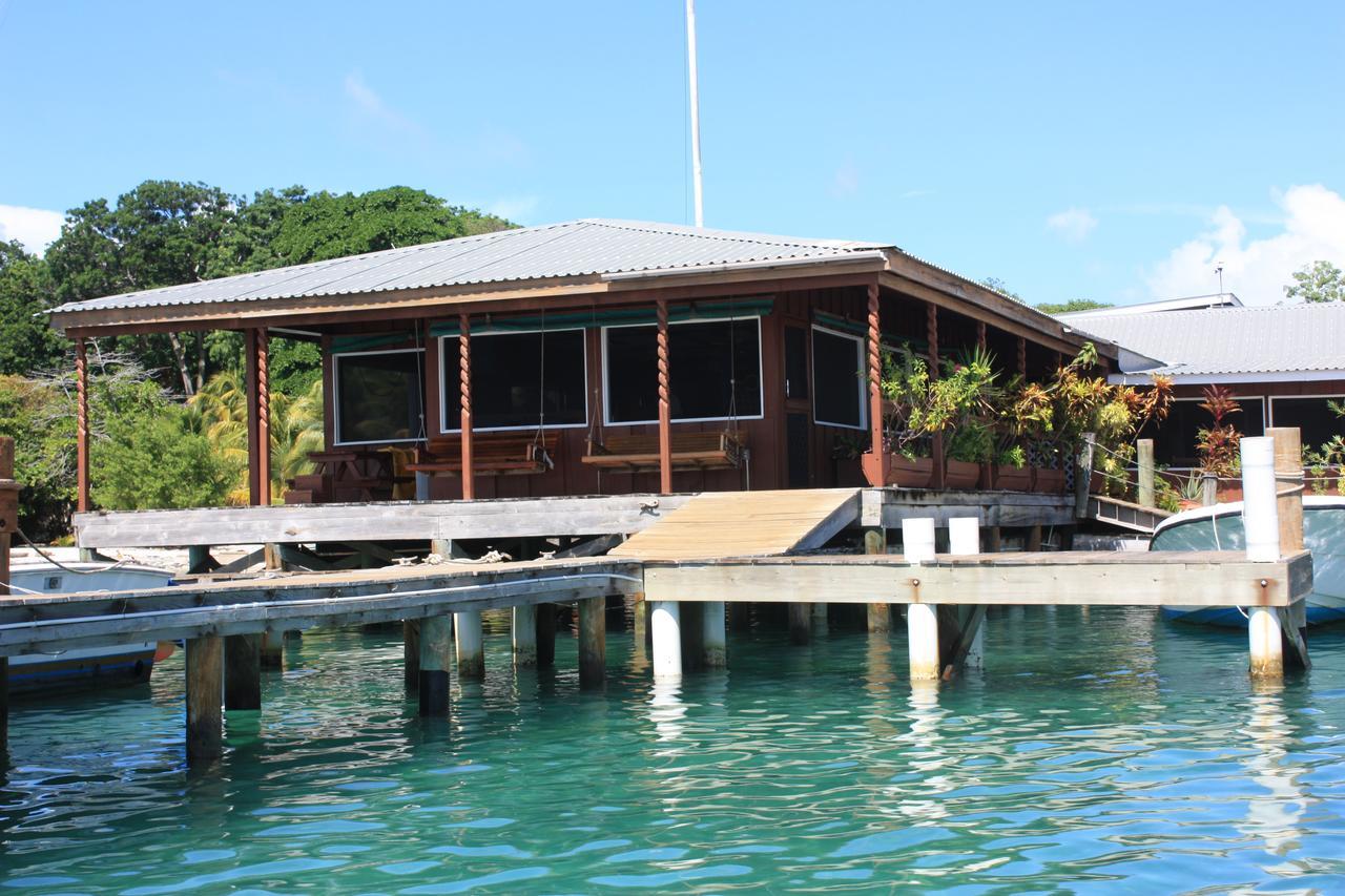 Utila Lodge מראה חיצוני תמונה