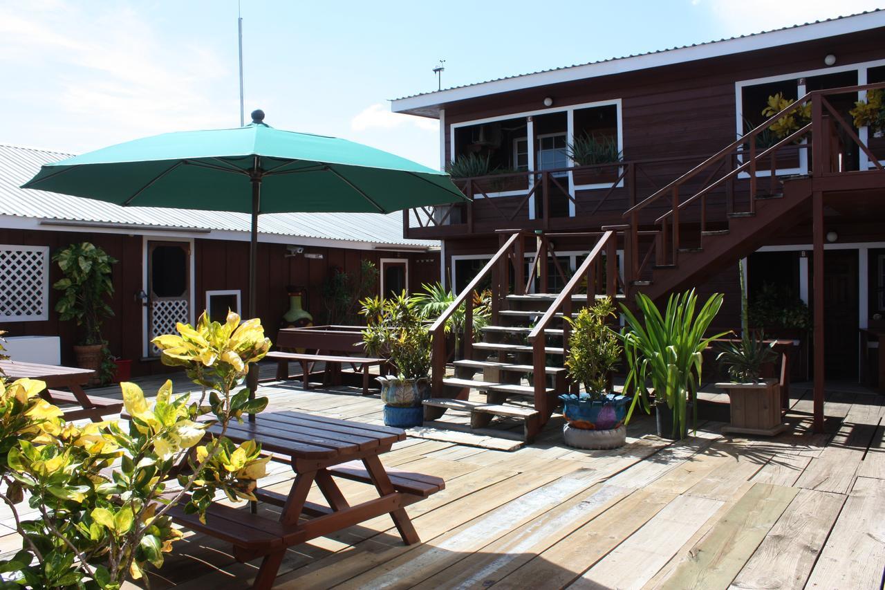 Utila Lodge מראה חיצוני תמונה