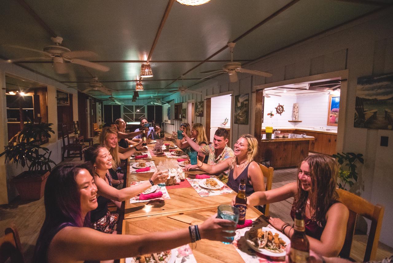 Utila Lodge מראה חיצוני תמונה